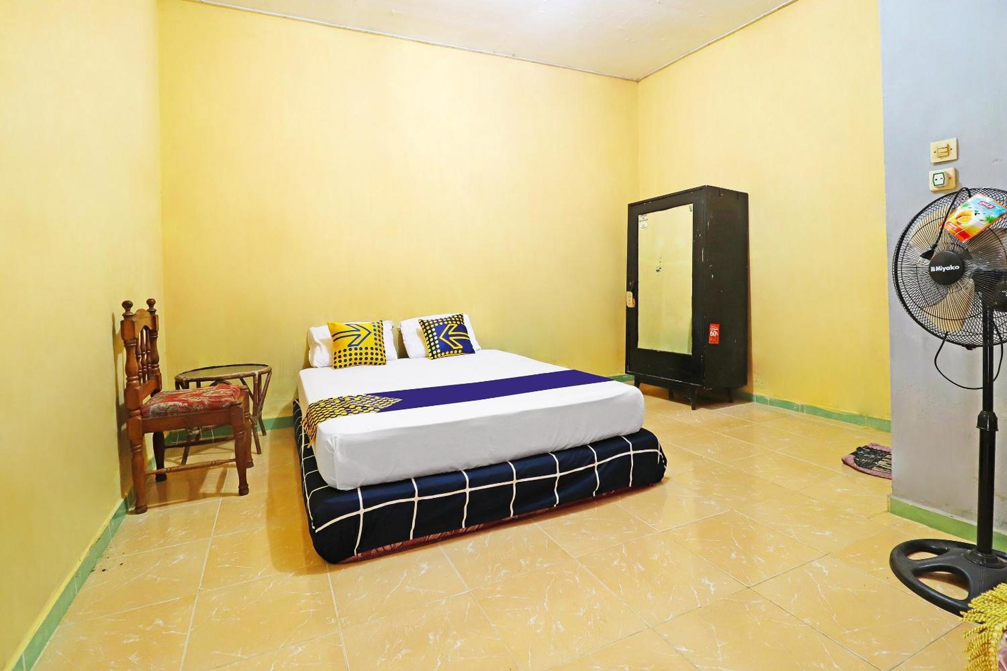 Spot On 91222 Kanjeng Mami Homestay Syariah Jambi Dış mekan fotoğraf